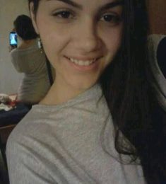 غزل, 18 سنة, النساء