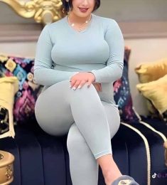 Tulay, 32 سنة, النساء